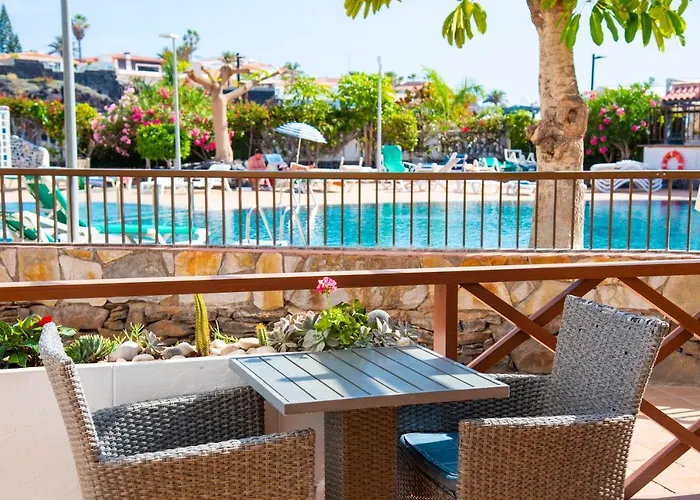Neptuno Pool And Beach Private Access