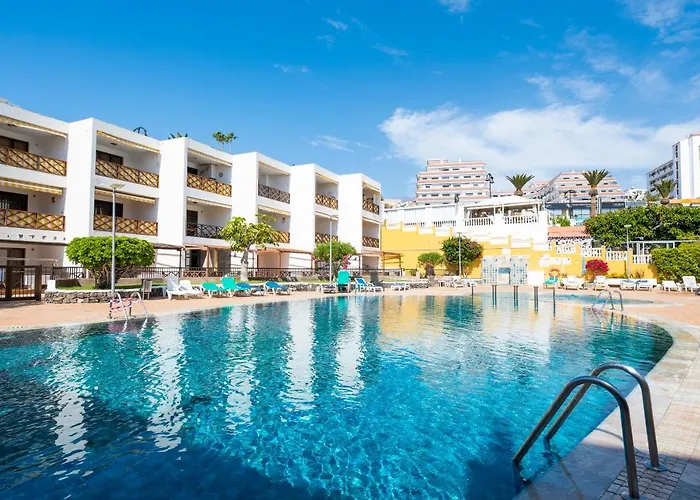 Neptuno Pool And Beach Private Access